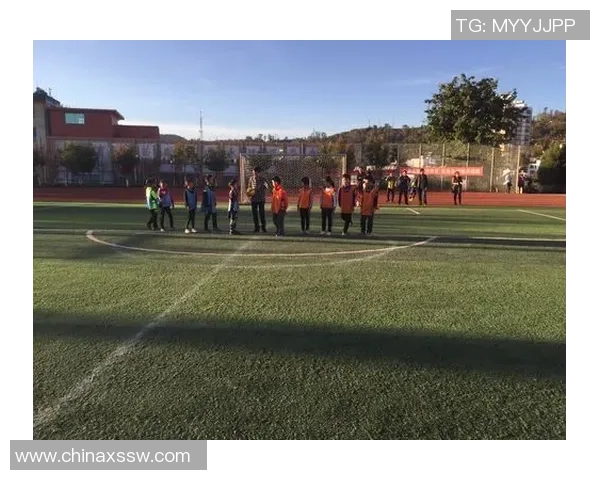 K60手机壳球星足球主题设计，完美结合运动激情与科技时尚